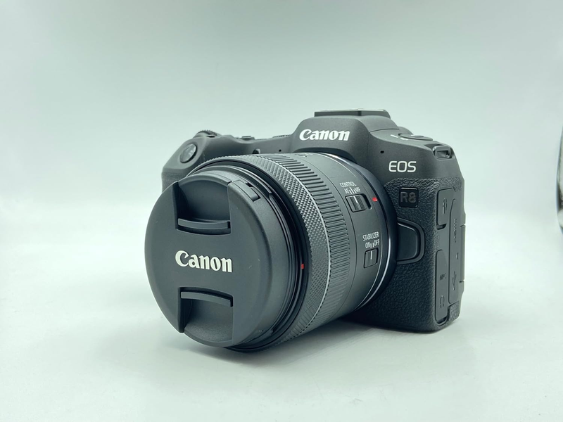 Câmera Digital Canon EOS R8 24.2MP 3.0"